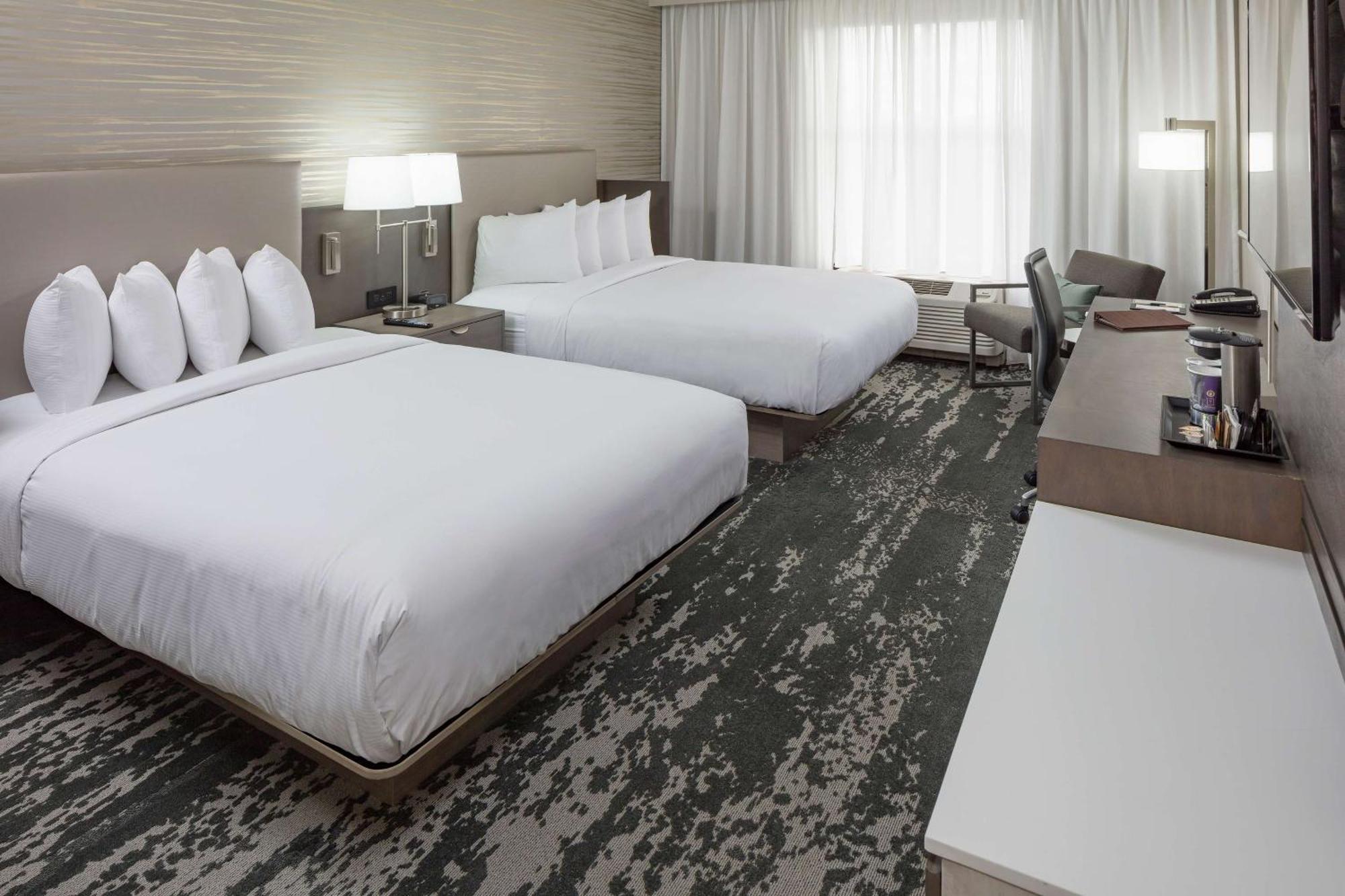 Doubletree By Hilton Boston Logan Airport Chelsea Hotel Kültér fotó